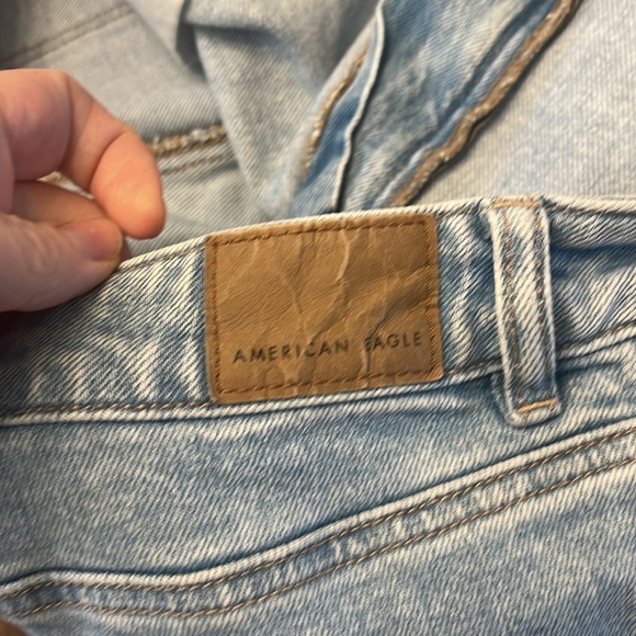 American Eagle strigid mom jean 20 blue breeze - Picture 5 of 16